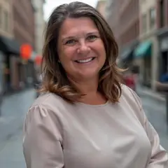 Brandi Pohlmeier, The Shopper Team